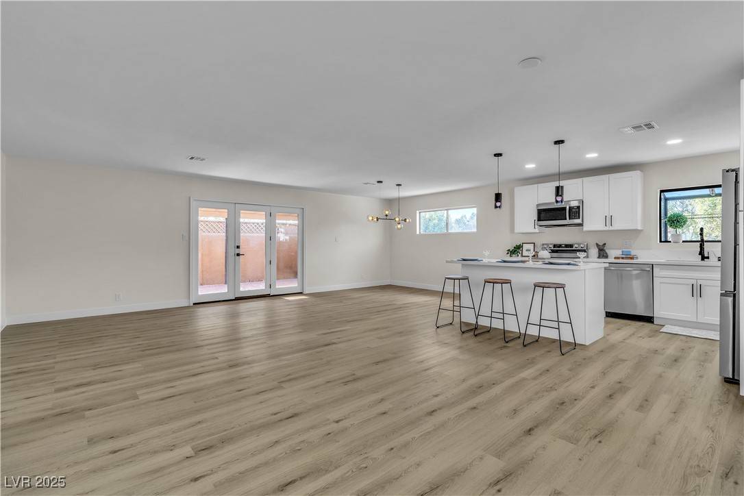 Las Vegas, NV 89106,2211 Frontier AVE