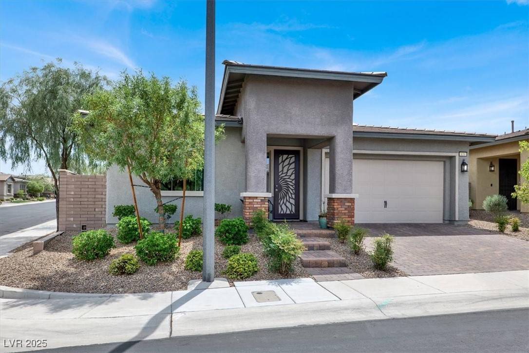 Henderson, NV 89011,676 Otter Brook ST