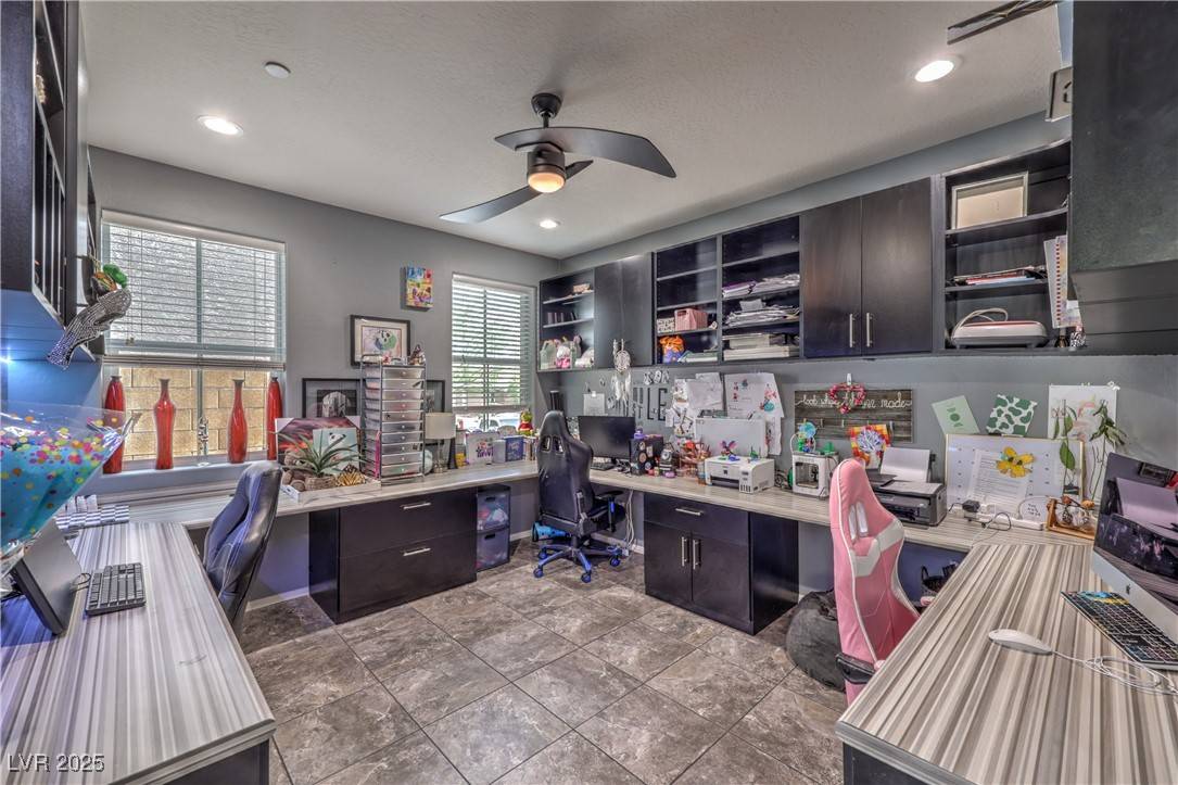 Henderson, NV 89002,689 Sea Star ST