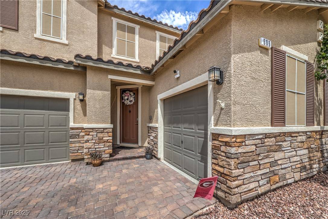 Henderson, NV 89002,689 Sea Star ST