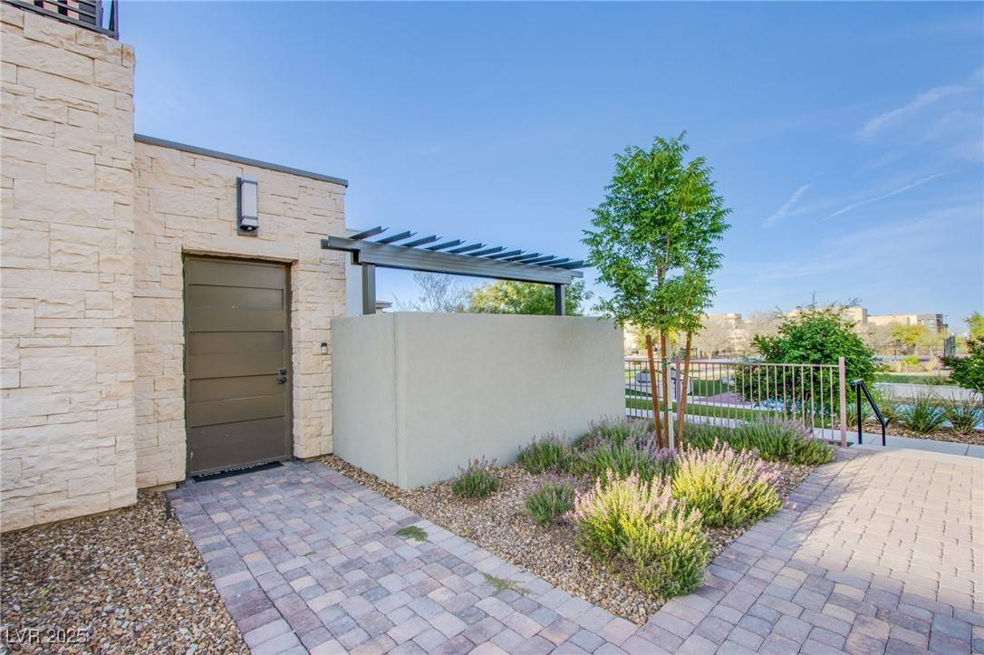 Las Vegas, NV 89135,10960 Merito CT