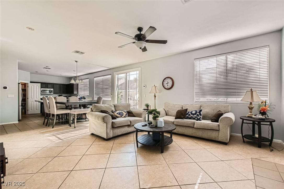 Henderson, NV 89012,104 Glendive ST