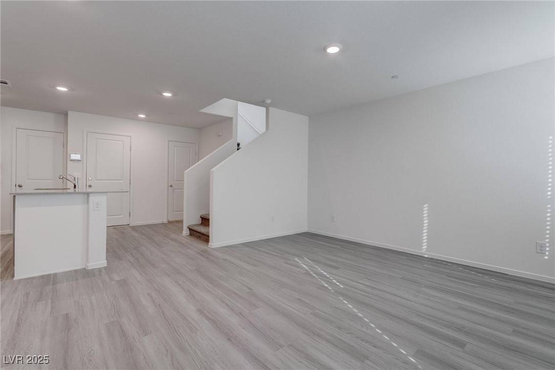 North Las Vegas, NV 89084,7371 Craig Cove CT