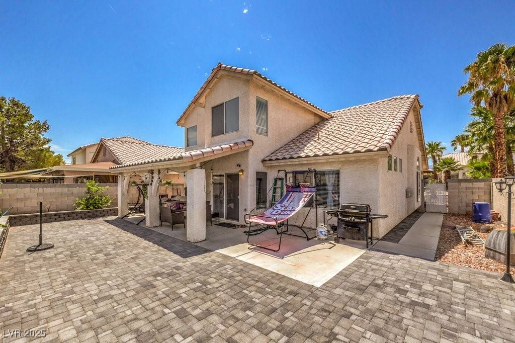 Las Vegas, NV 89117,3440 Meridale DR