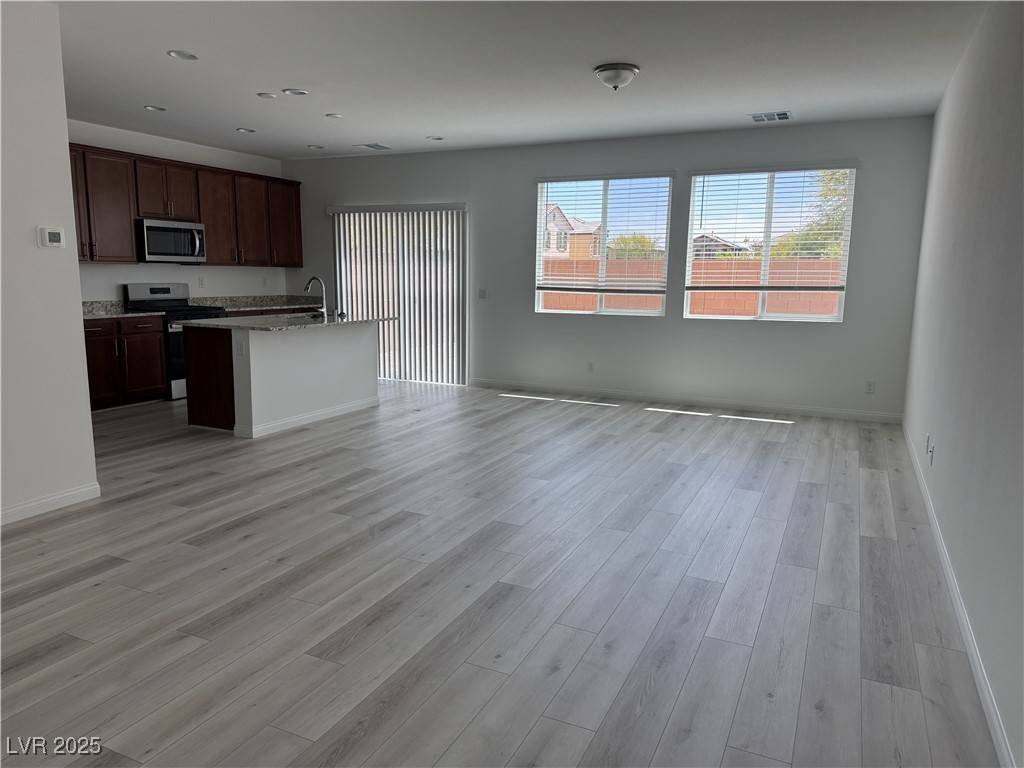 Las Vegas, NV 89113,8166 Rockflower ST