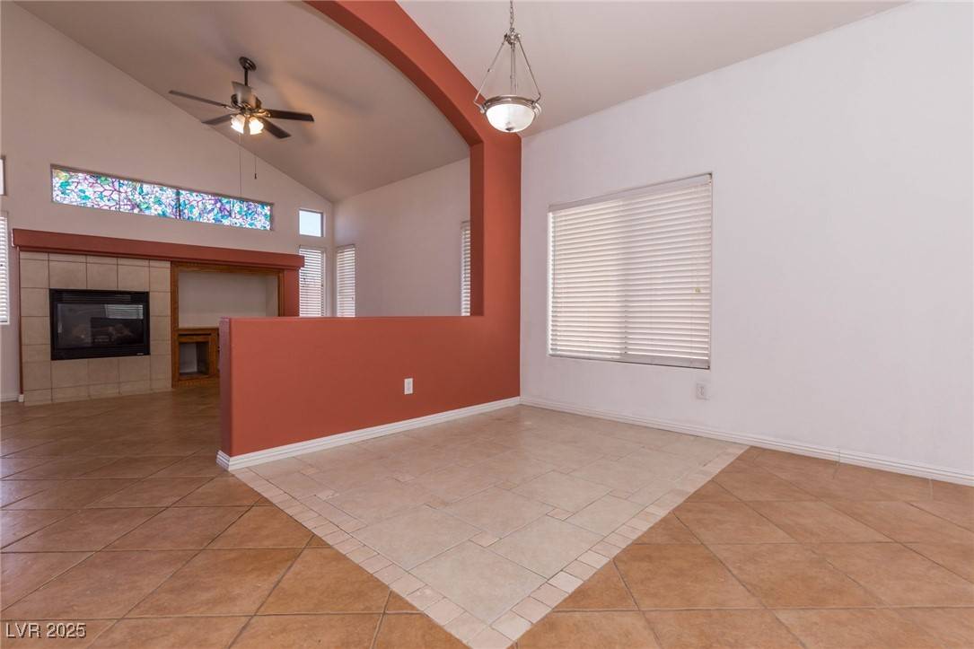 North Las Vegas, NV 89081,6313 Legend Falls ST
