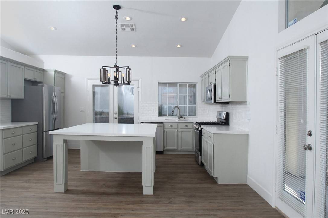 Henderson, NV 89012,248 Misty Garden ST