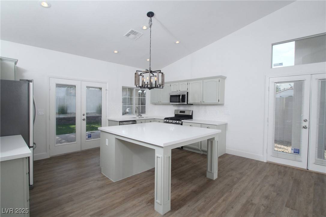 Henderson, NV 89012,248 Misty Garden ST