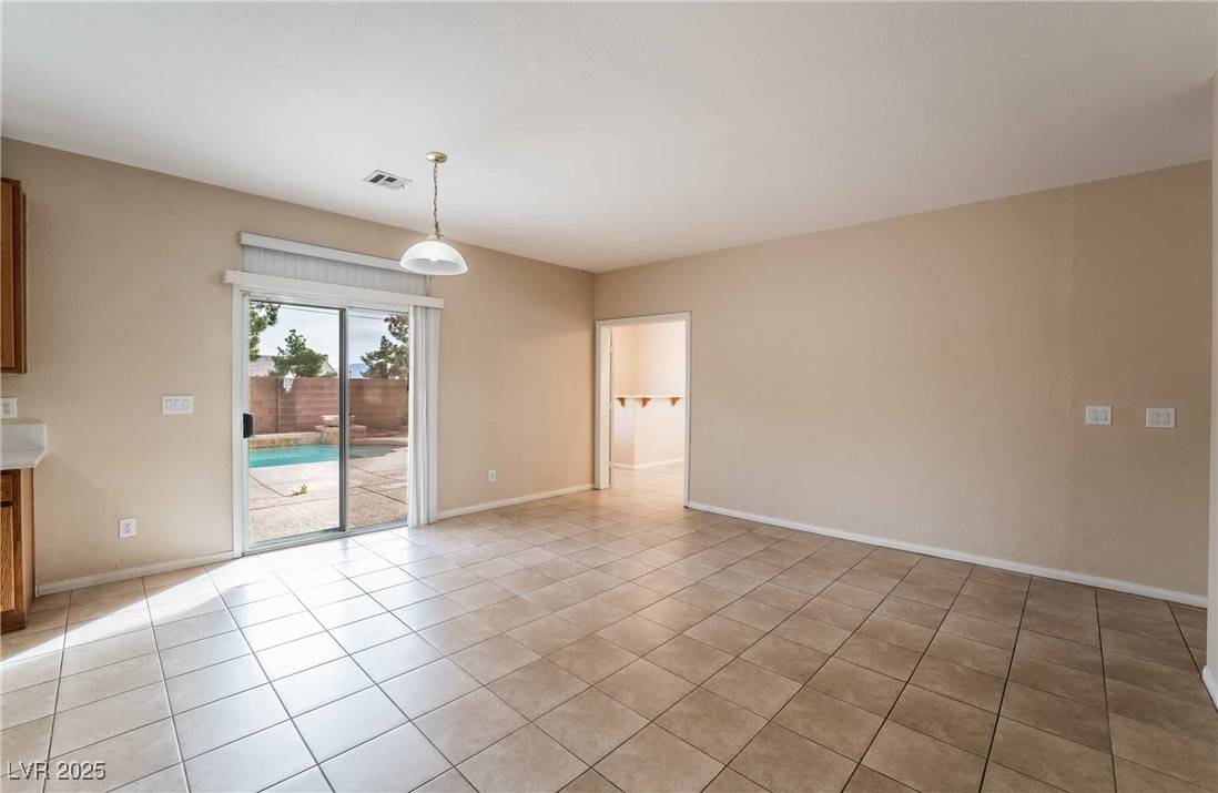North Las Vegas, NV 89032,3910 Eagle Rose ST