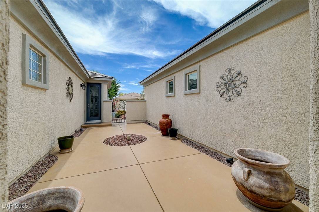 Las Vegas, NV 89131,7606 Grove Acre CT