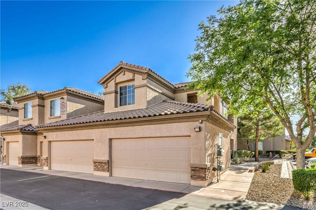 North Las Vegas, NV 89084,4725 Basilicata LN #204