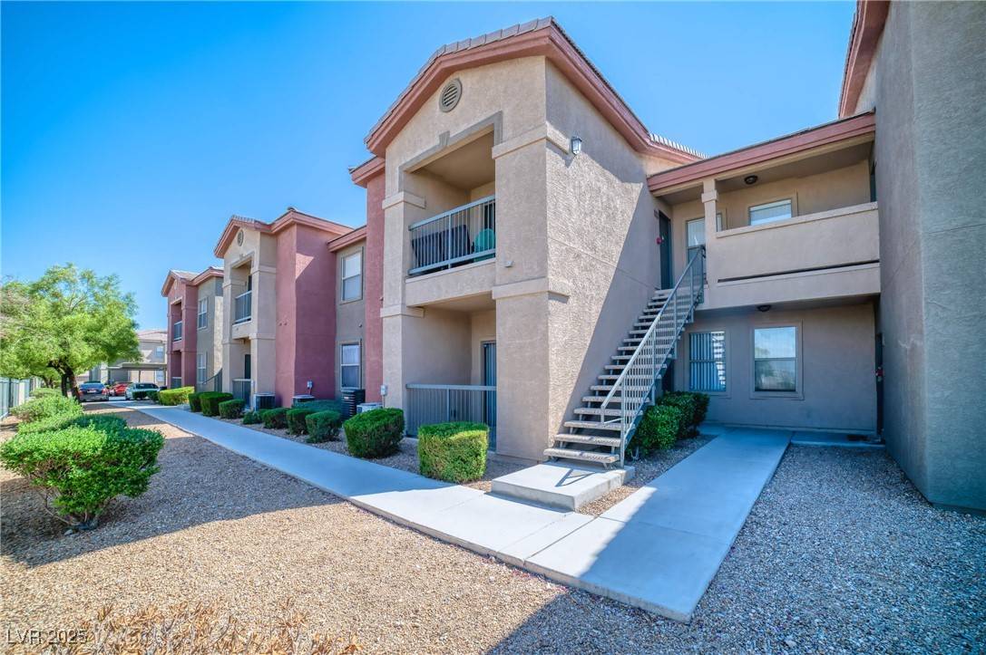 Las Vegas, NV 89113,8000 Badura AVE #1135