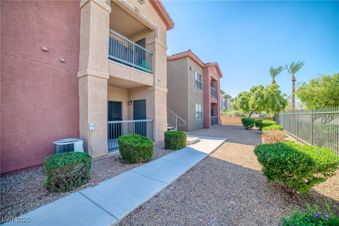 Las Vegas, NV 89113,8000 Badura AVE #1135
