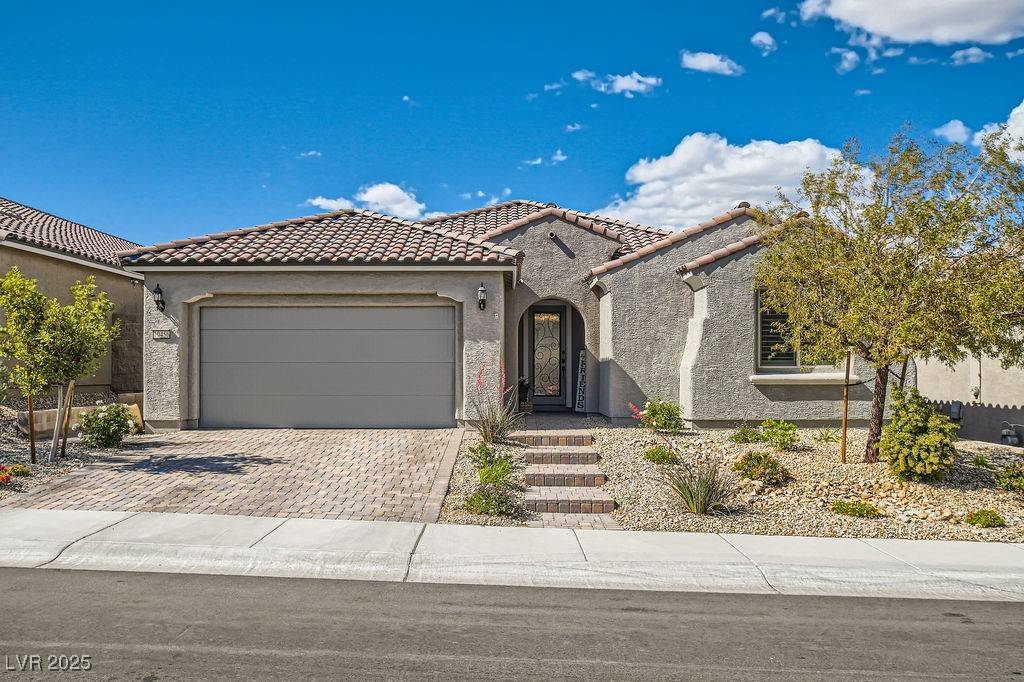 Las Vegas, NV 89166,10456 Skye Arroyo AVE