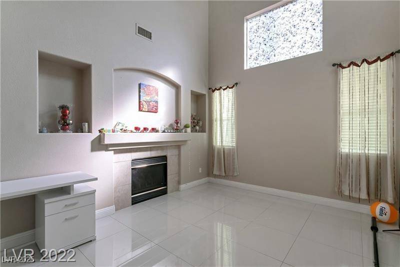 Las Vegas, NV 89147,9628 Gisborn DR