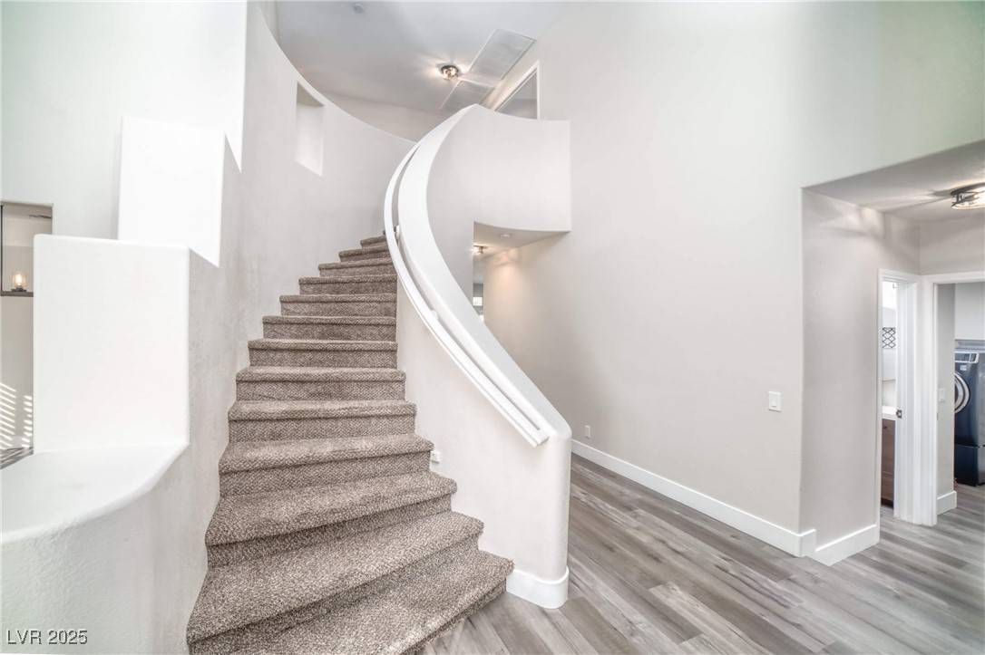 Las Vegas, NV 89117,9317 Sienna Ridge DR