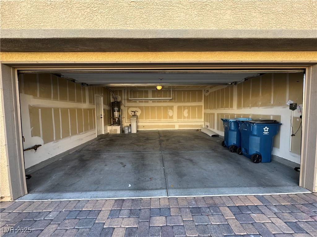 Las Vegas, NV 89166,10715 York Manor