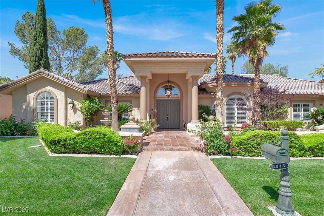 Las Vegas, NV 89117,1813 Skyline DR
