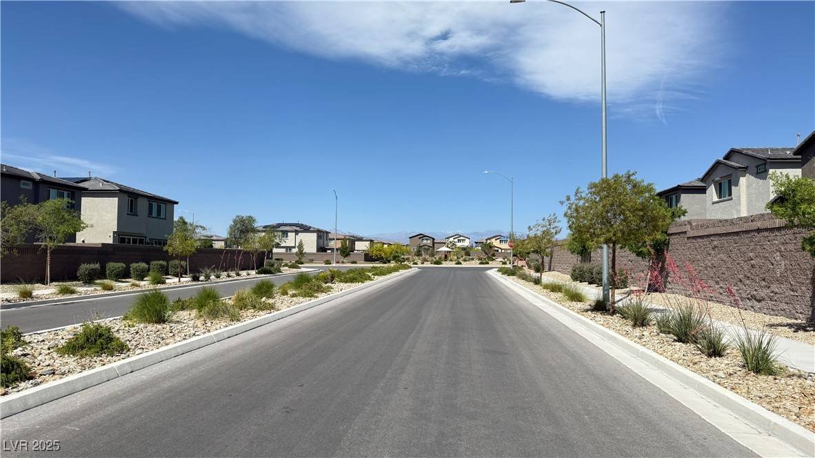 North Las Vegas, NV 89086,2924 Sunday Silence RD