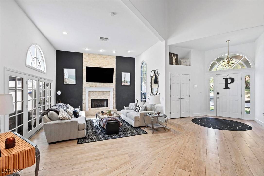 Henderson, NV 89014,15 Pheasant Ridge DR