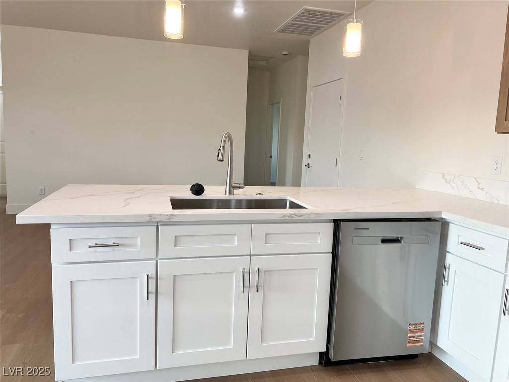 North Las Vegas, NV 89030,1905 Harvard ST