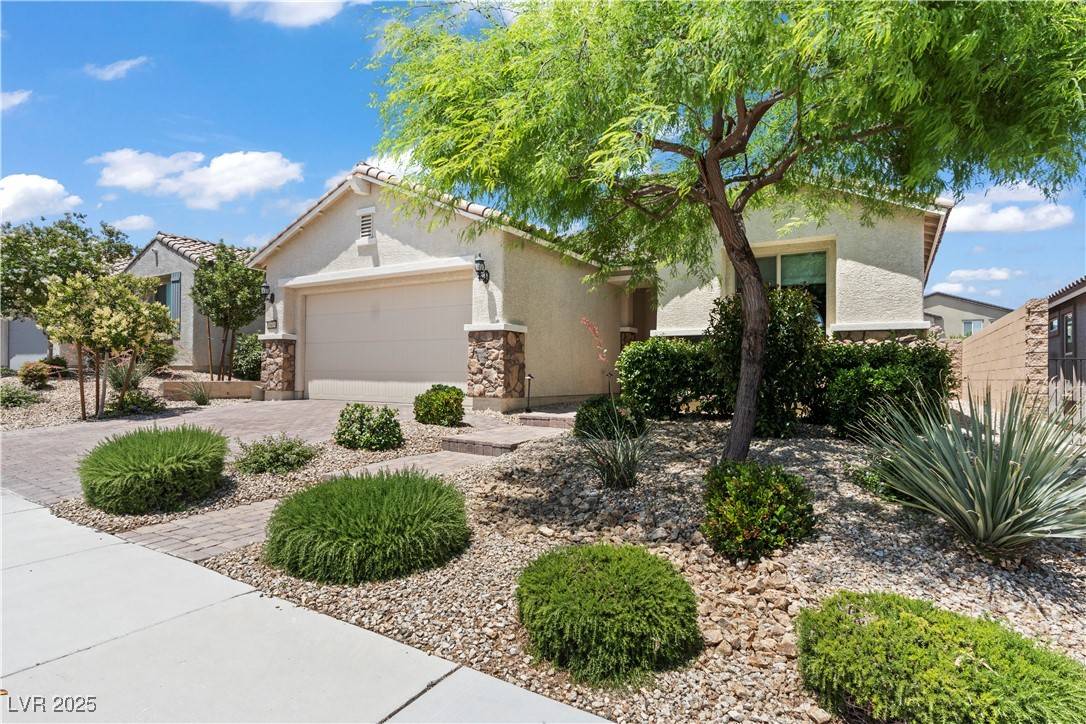 Las Vegas, NV 89166,10416 Skye Arroyo AVE