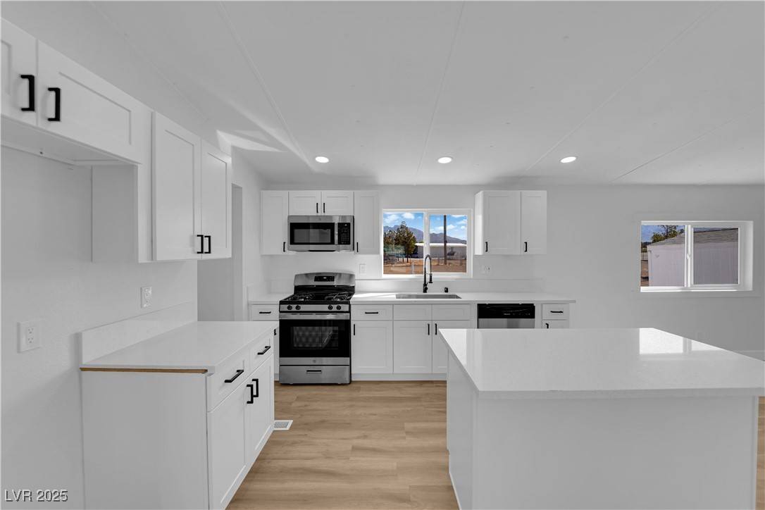 Pahrump, NV 89048,3301 Maple RD