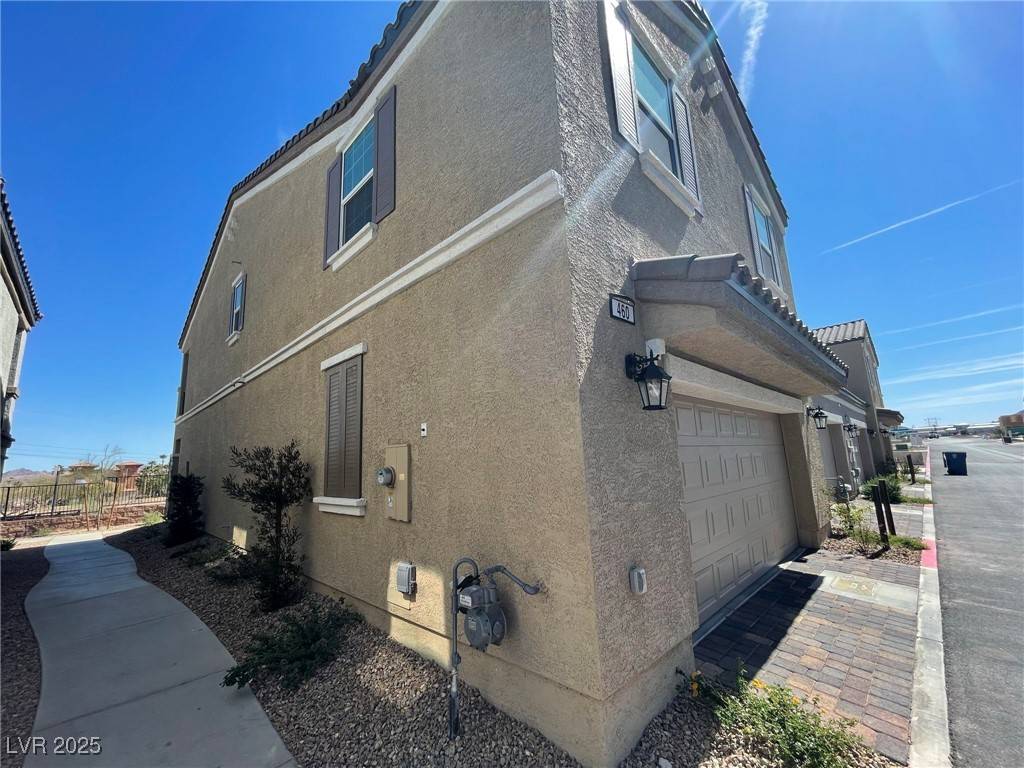 Henderson, NV 89015,460 Ylang PL