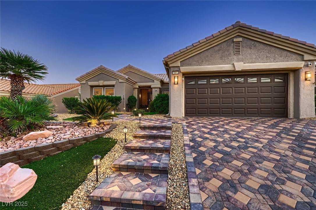 Las Vegas, NV 89134,10013 Hunter Springs DR