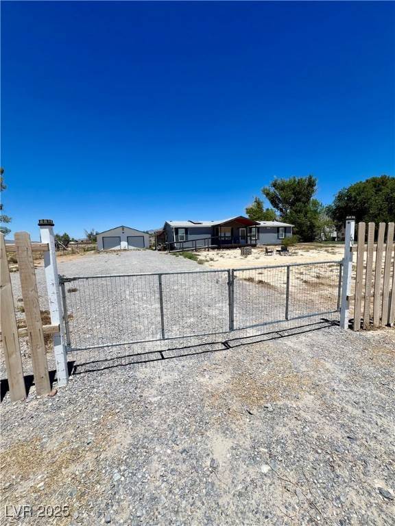Pahrump, NV 89060,60 W Country Place RD