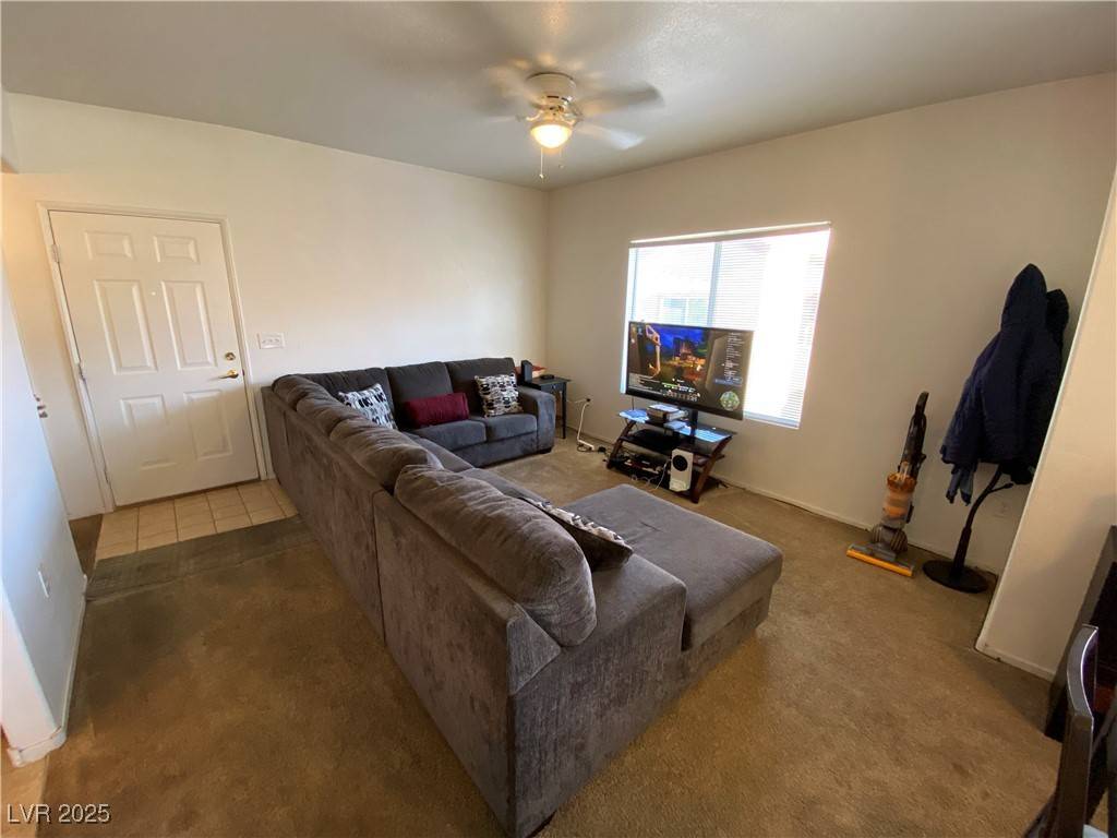 Las Vegas, NV 89148,9580 W Reno AVE #283