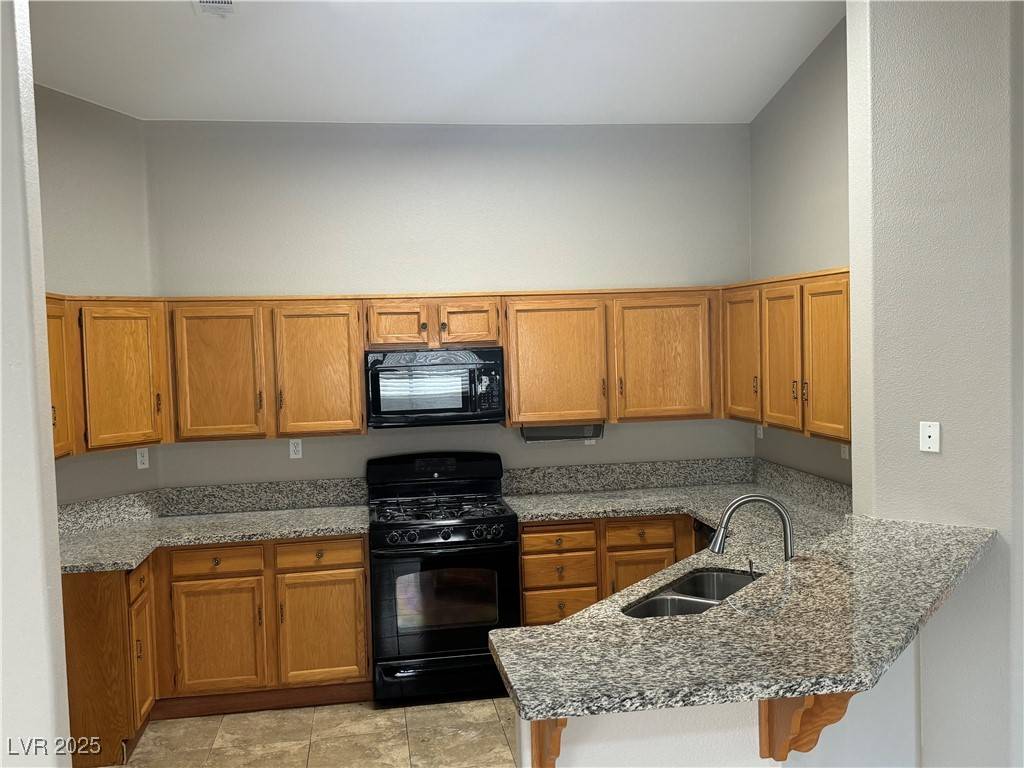 North Las Vegas, NV 89031,5837 Springmist ST