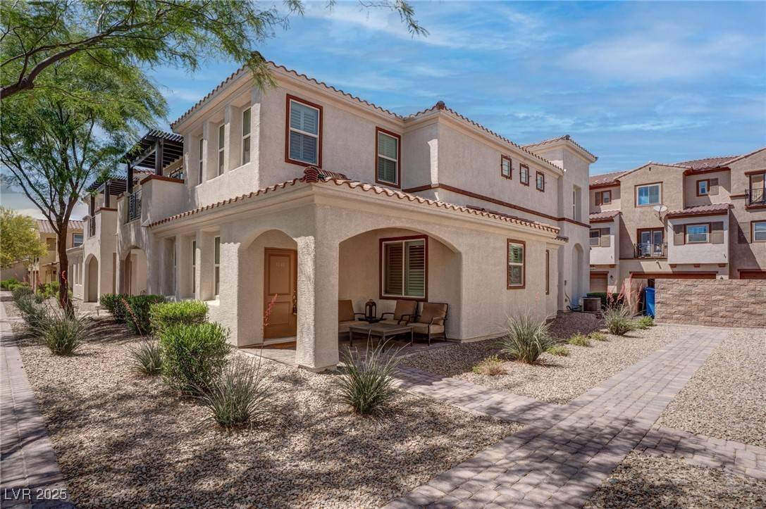 Henderson, NV 89011,1040 Via Panfilo AVE