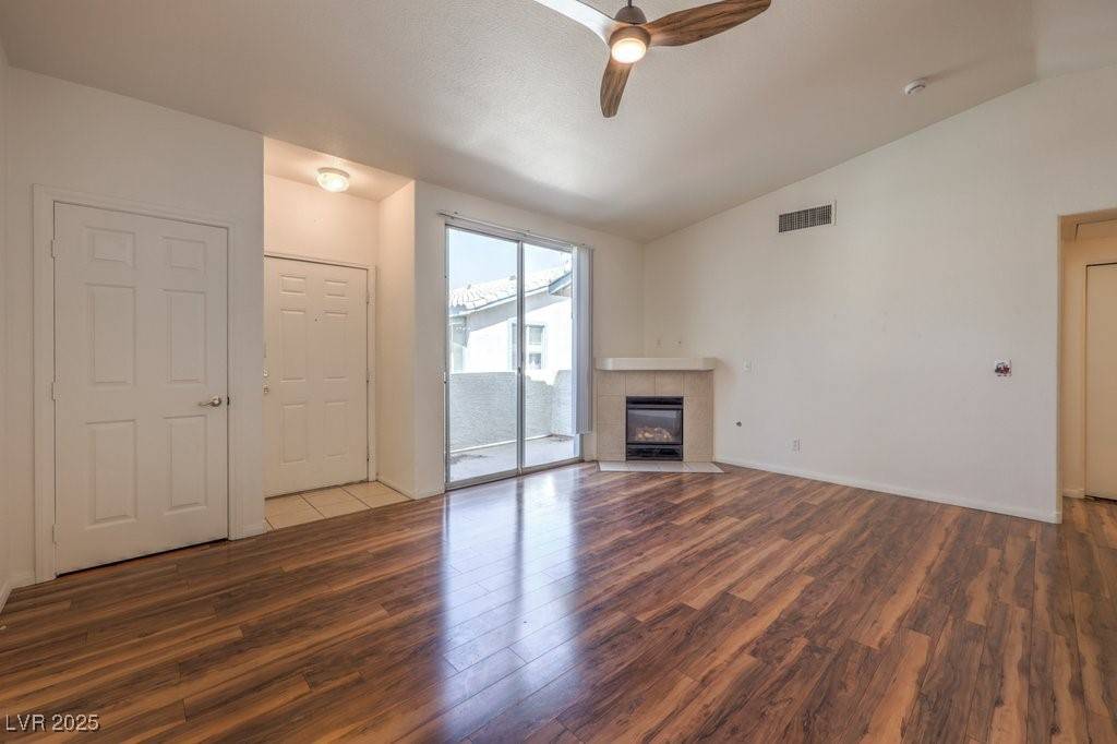 Las Vegas, NV 89120,4960 Harrison DR #214