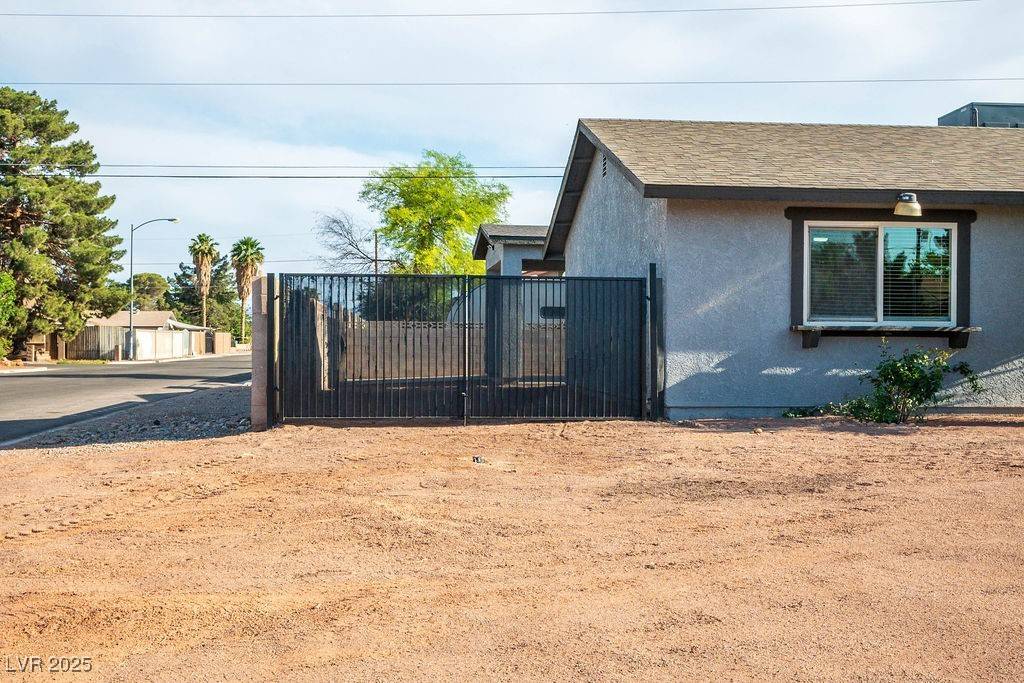 Las Vegas, NV 89104,4797 E Imperial AVE