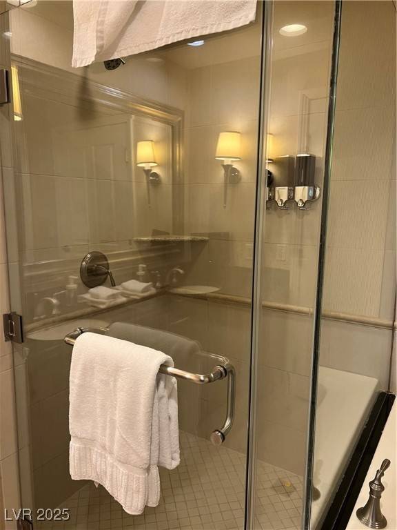 Las Vegas, NV 89109,125 E Harmon AVE #2918