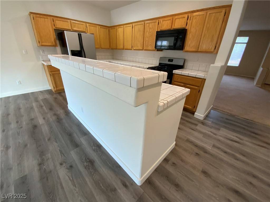 Henderson, NV 89014,330 John Henry DR
