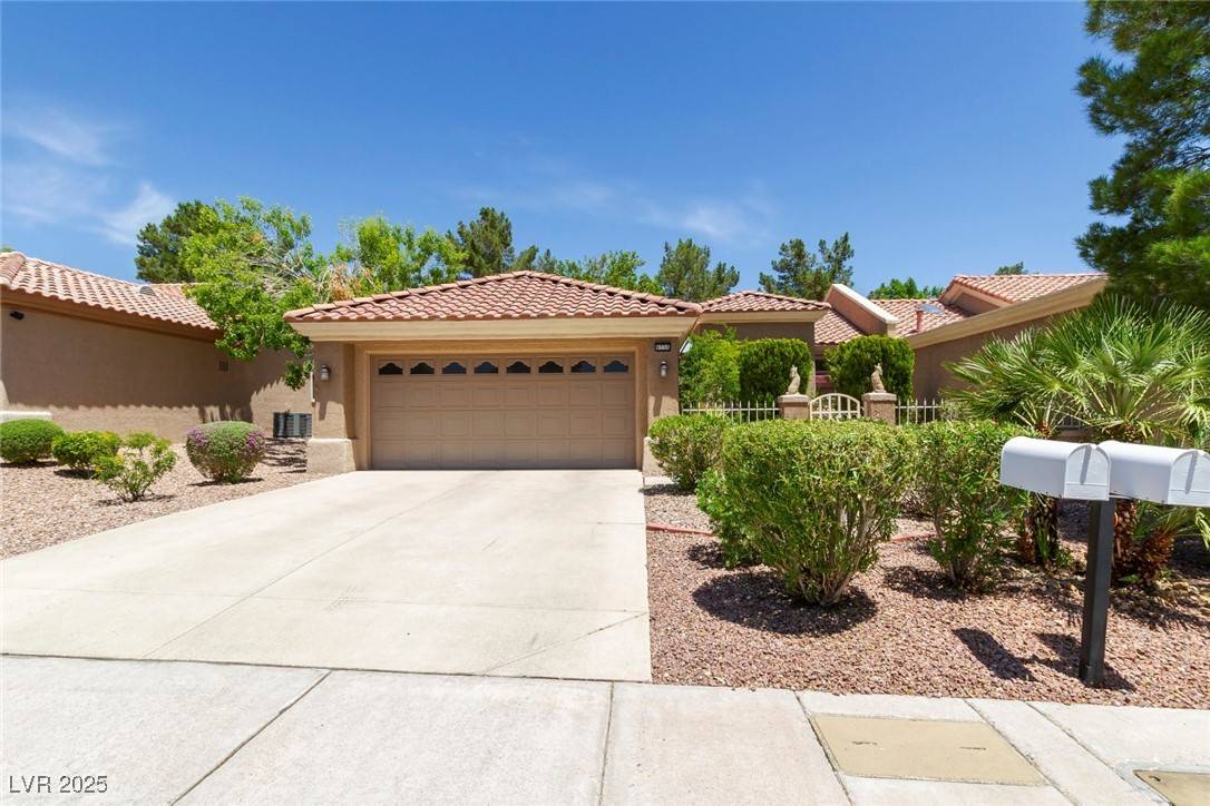 Las Vegas, NV 89134,9356 Villa Ridge DR