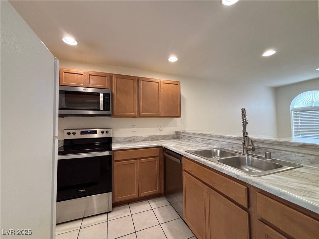 Las Vegas, NV 89146,1800 Edmond ST #127