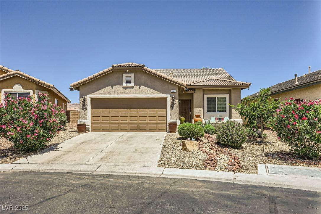 Las Vegas, NV 89122,3642 Winter Whitetail ST