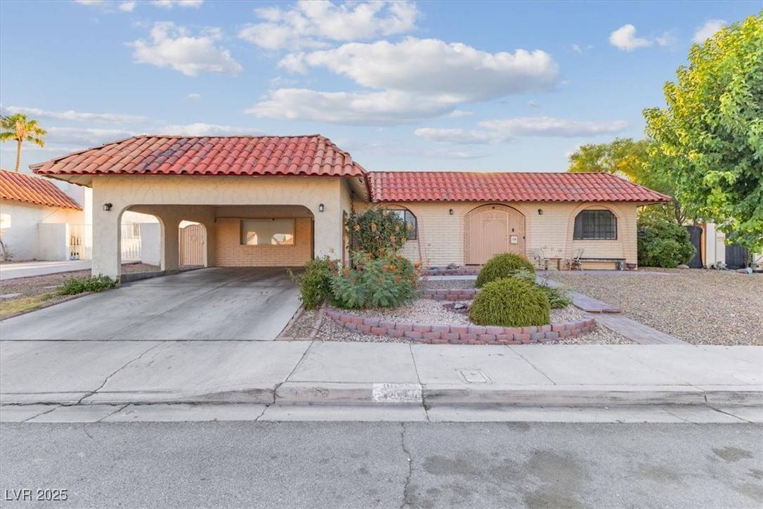 Las Vegas, NV 89121,3625 Barcelona ST