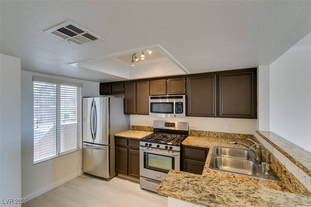 Las Vegas, NV 89113,8070 W Russell RD #2026