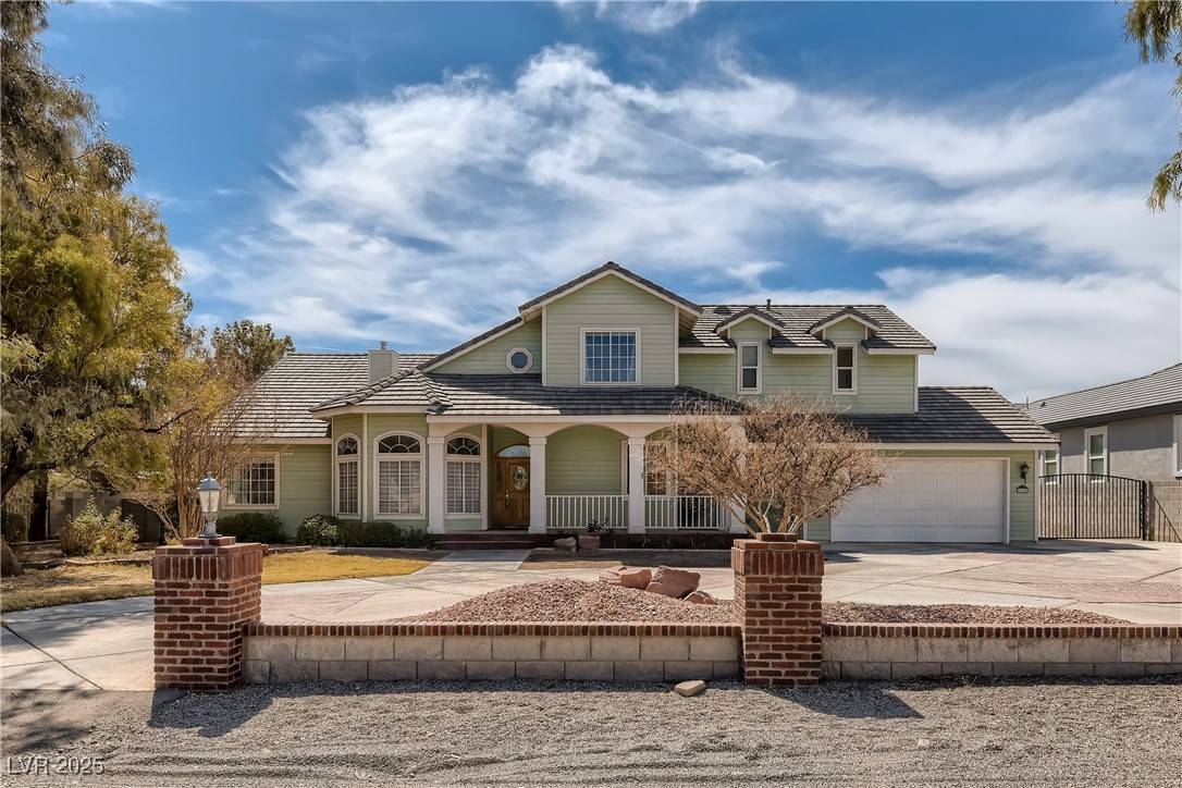 Las Vegas, NV 89113,7435 W Camero AVE