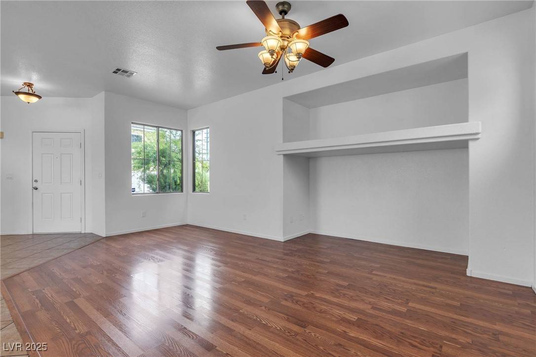 North Las Vegas, NV 89031,6325 Orions Tool ST