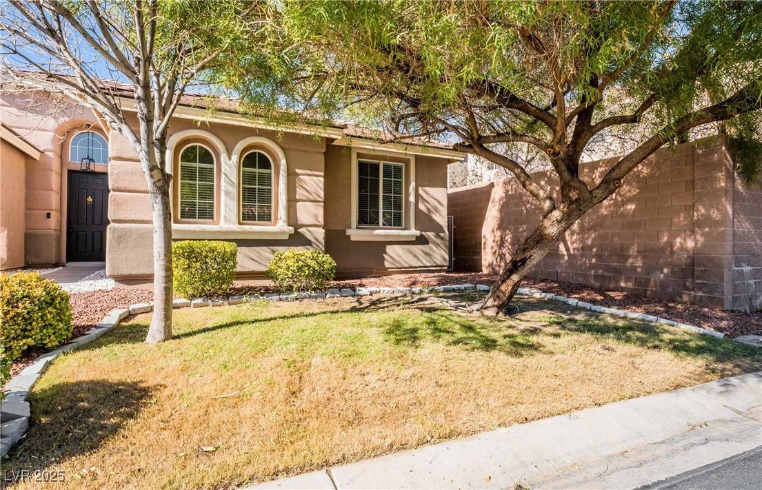 Las Vegas, NV 89149,7621 Chase Hallow ST