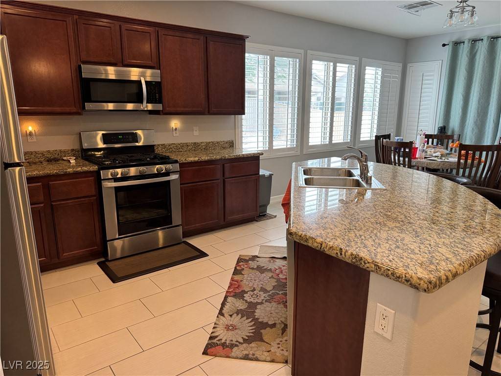 North Las Vegas, NV 89081,3720 Rocklin Peak AVE
