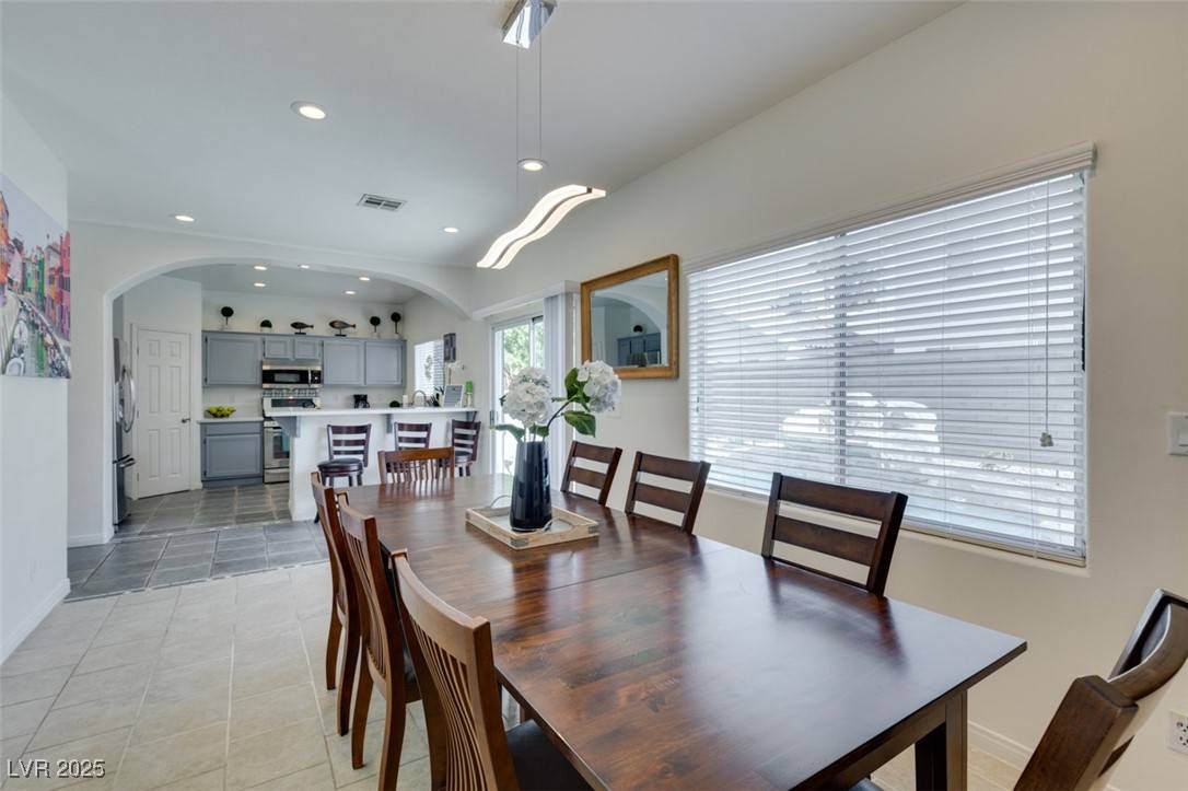 Las Vegas, NV 89113,7217 W Mesa Vista AVE