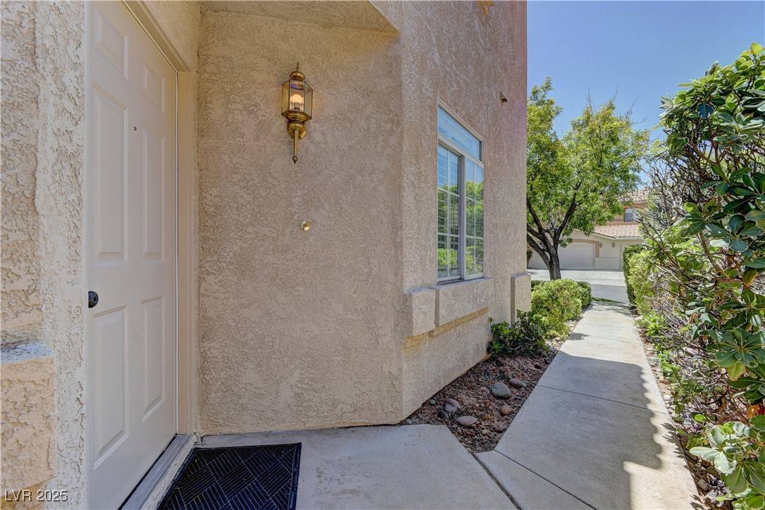 Henderson, NV 89074,108 Broken Rock DR