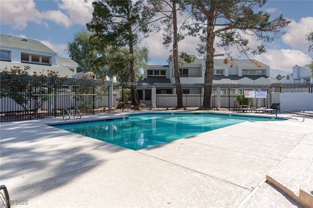 Las Vegas, NV 89110,5523 Orchard LN #0
