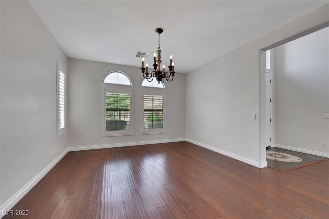 North Las Vegas, NV 89084,3728 White Lion LN